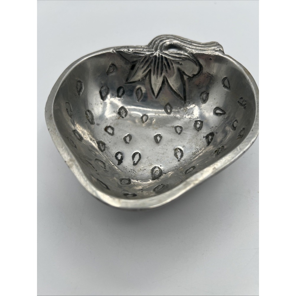Vintage Pewter Strawberry Dish Candy Trinket Ring Jewelry Decor Country Rustic